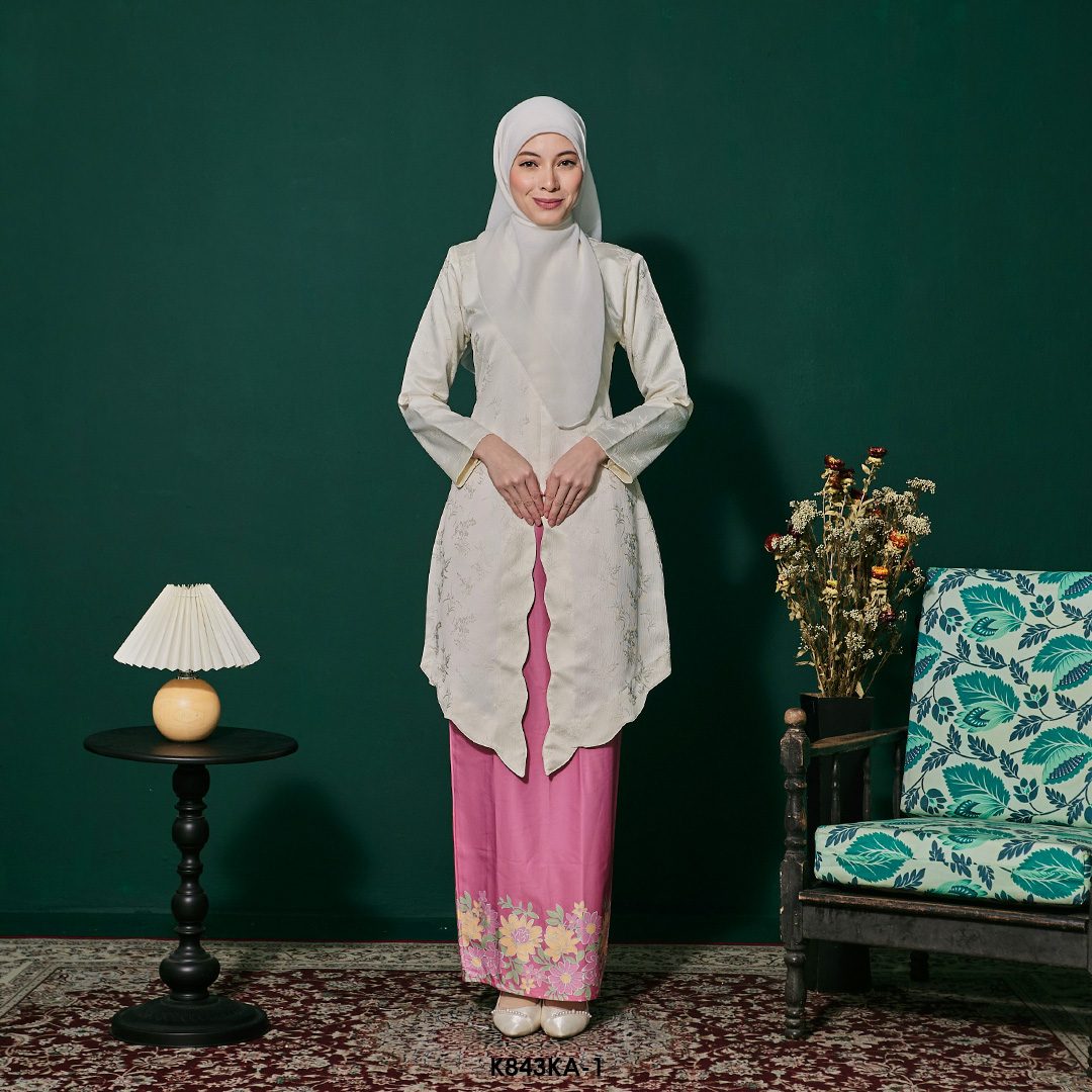 Kebaya Anggun 2.0 in Pearl White (K843KA-1)