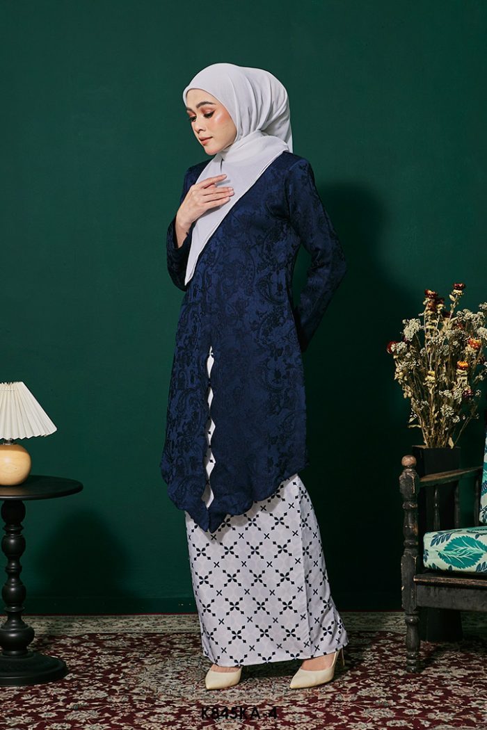 Kebaya Anggun 2.0 in Dark Blue (K845KA-4)