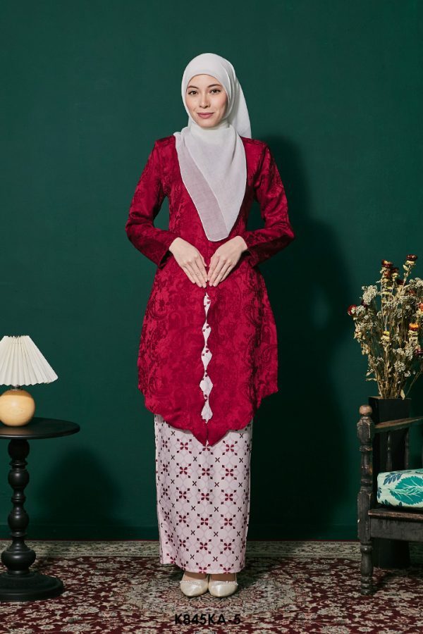 Kebaya Anggun 2.0 in Red (K845KA-5)
