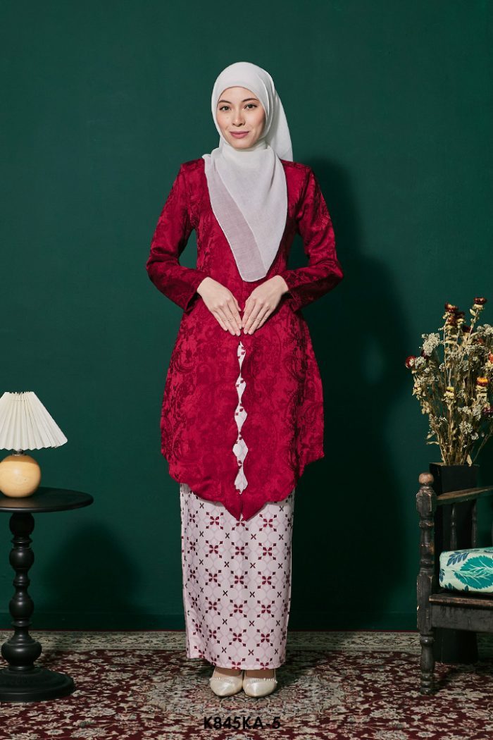 Kebaya Anggun 2.0 in Red (K845KA-5)