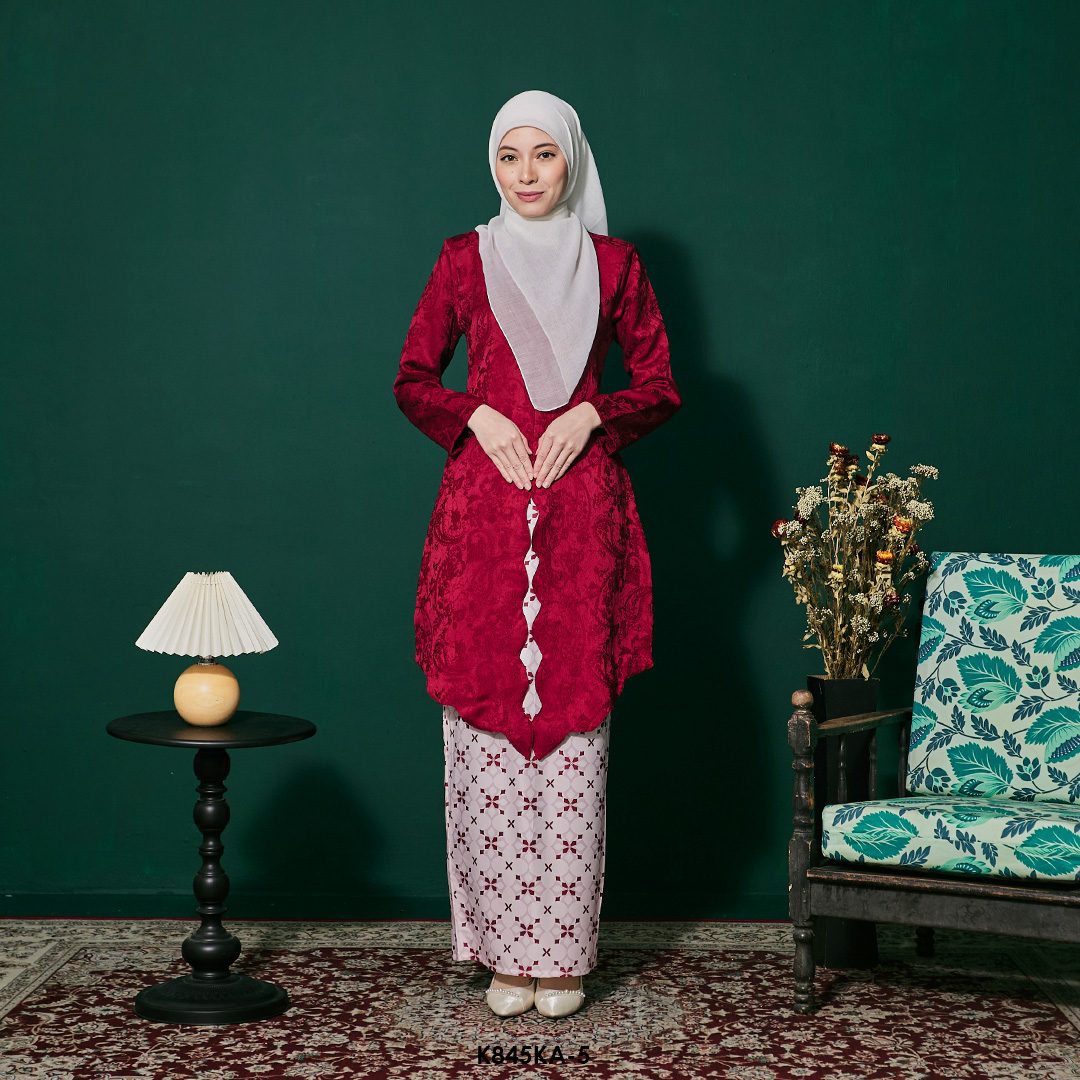 Kebaya Anggun 2.0 in Red (K845KA-5)