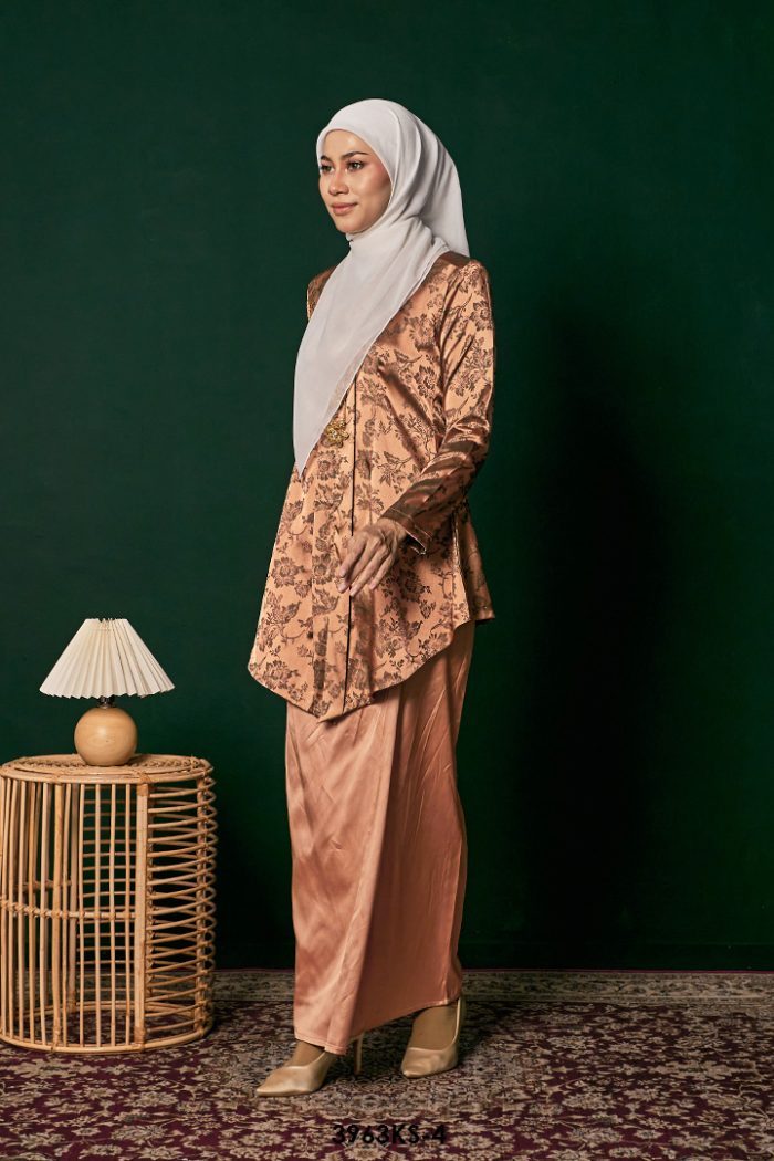 Kebaya Saloma in Salmon (3963KS-4)