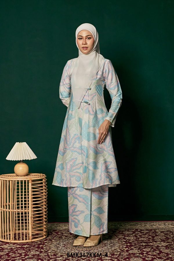 Kebarung Batiq Mia 3.0 Ribbon in White (BMK367KKM-4)