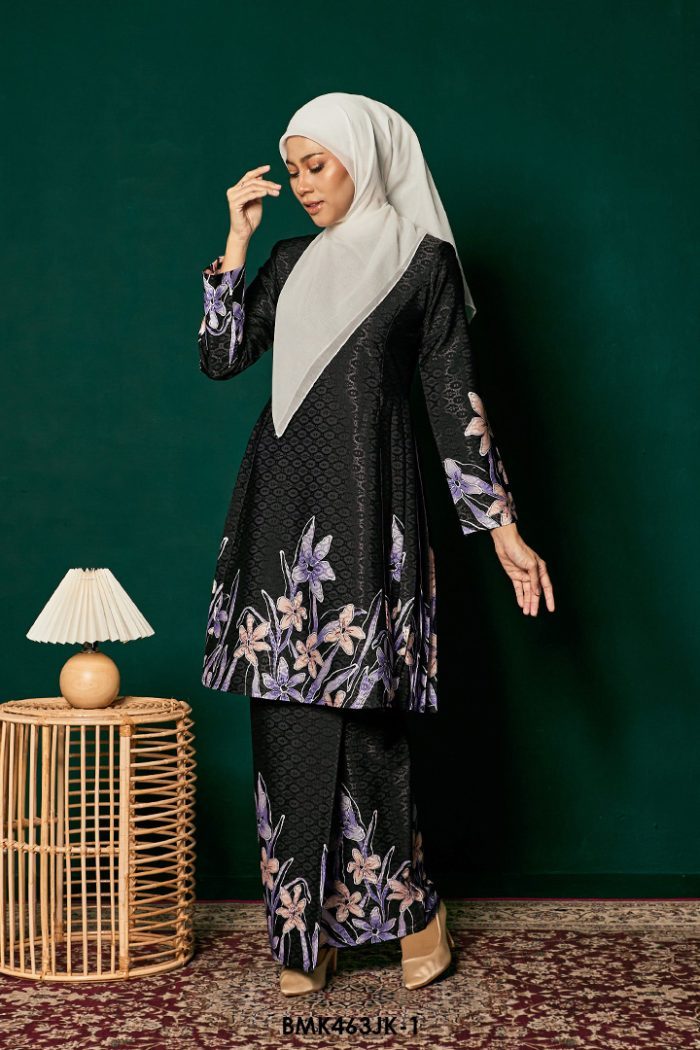Juliana Kurung Batiq Mia in Black (BMK463JK-1)