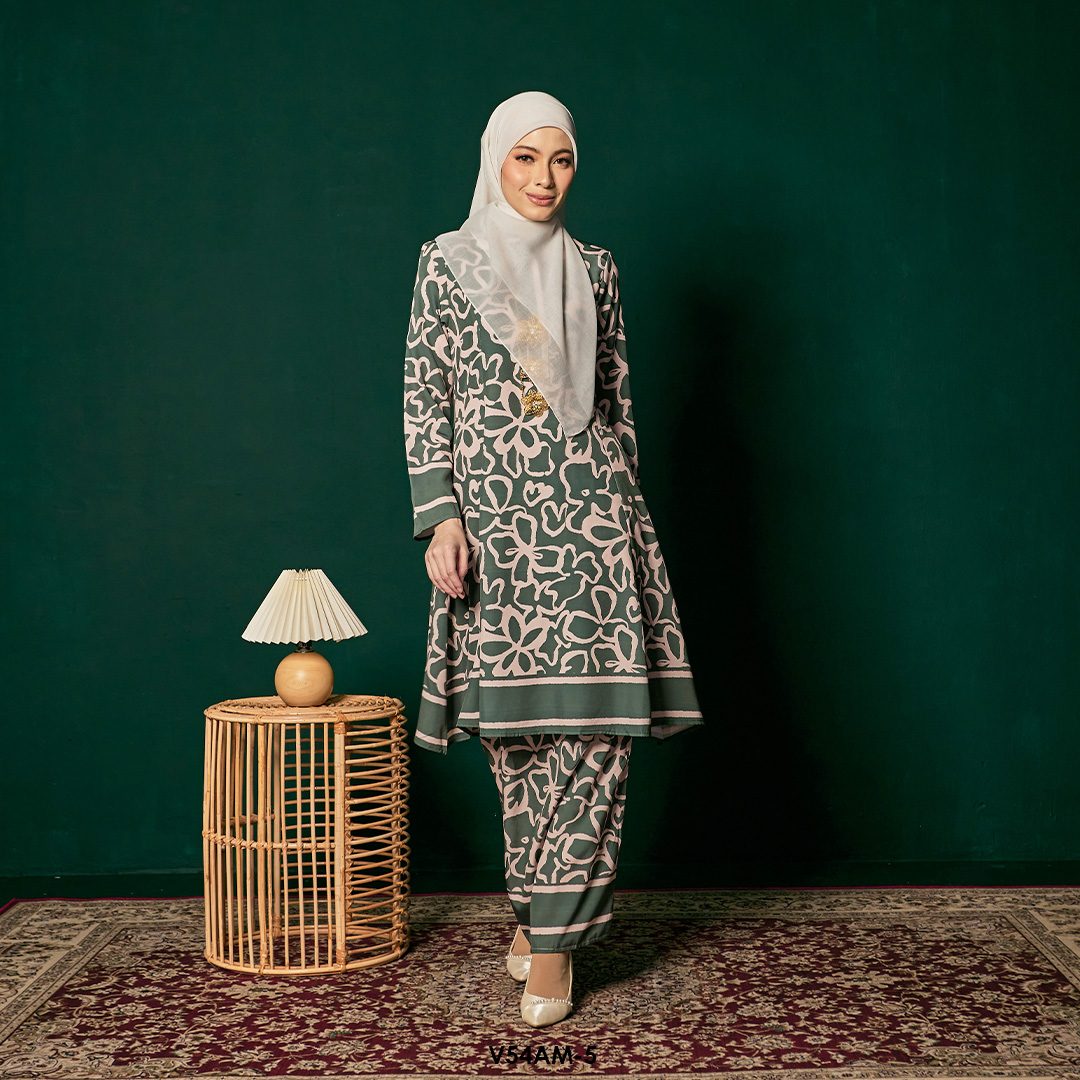 Ameera Kurung 2.0 in Green (V54AM-5)
