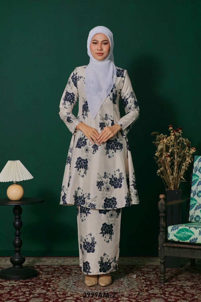 Ameera Kurung in Vanilla (3999AM-2)