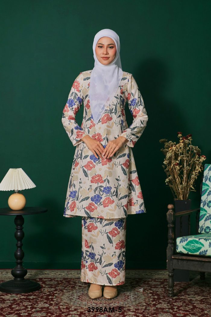 Ameera Kurung in Vanilla (3998AM-5)