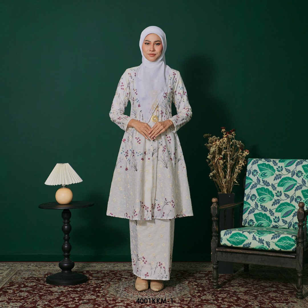 Kebarung Kalthom in White (4001KKM-1)