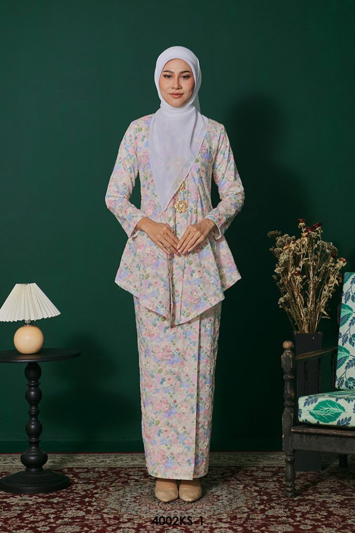 Kebaya Saloma in Paddle Pop (4002KS-1)