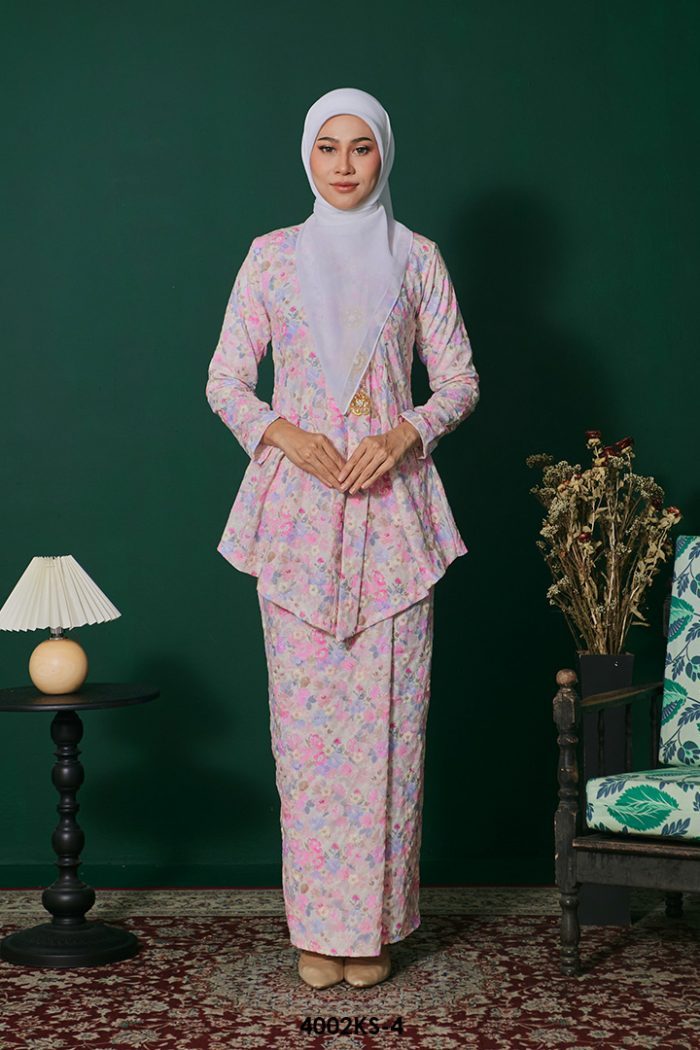 Kebaya Saloma in Bubblegum (4002KS-4)