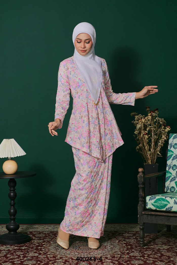 Kebaya Saloma in Bubblegum (4002KS-4)