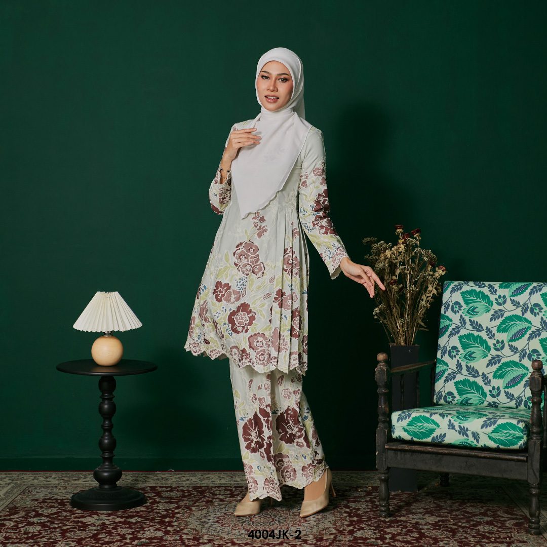 Juliana Kurung in Chocolate (4004JK-2) - Image 2