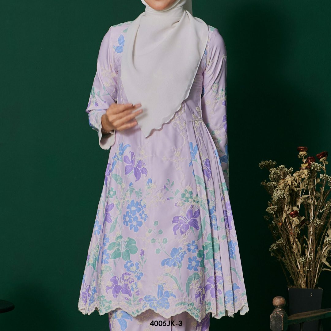 Juliana Kurung in Lilac (4005JK-3) - Image 3