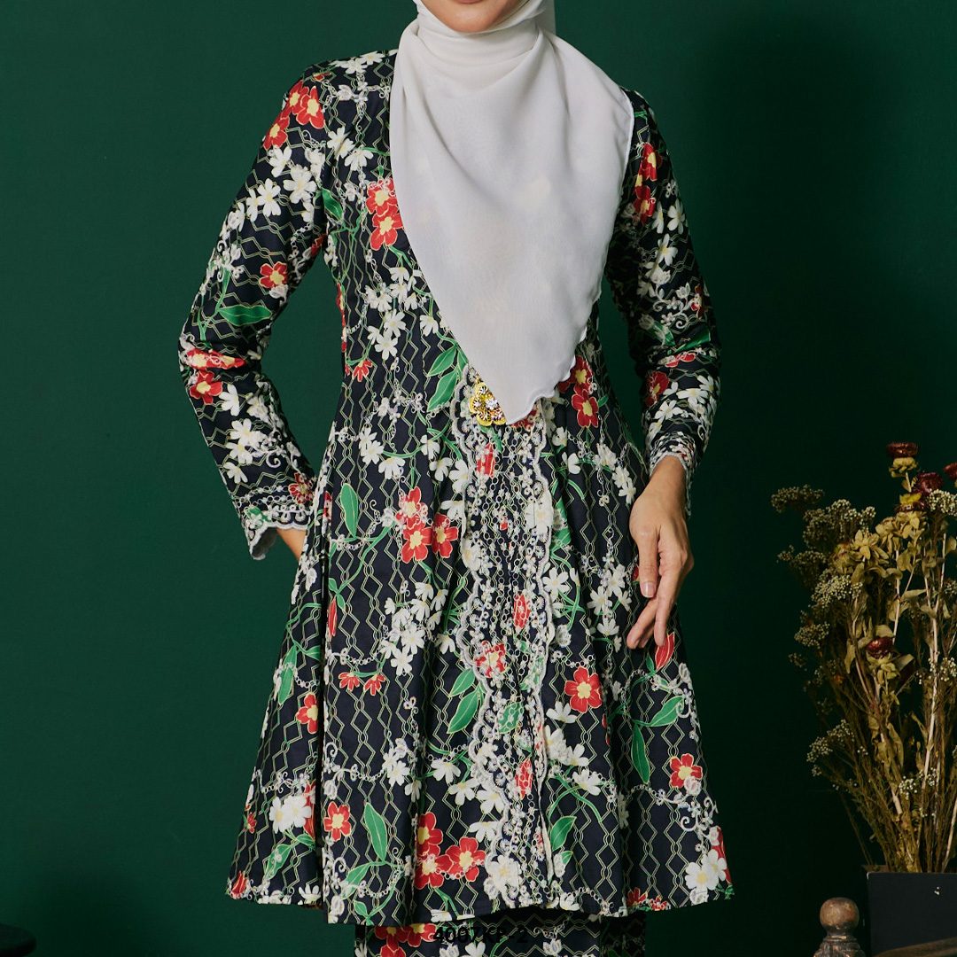 Kebarung Kalthom Petite in Black (4007KP-2) - Image 3