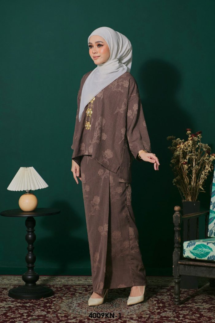 Kebaya Nilam in Cedar Brown (4009KN-1)