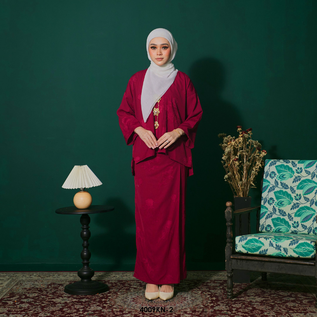 Kebaya Nilam in Scarlet Red (4009KN-2)