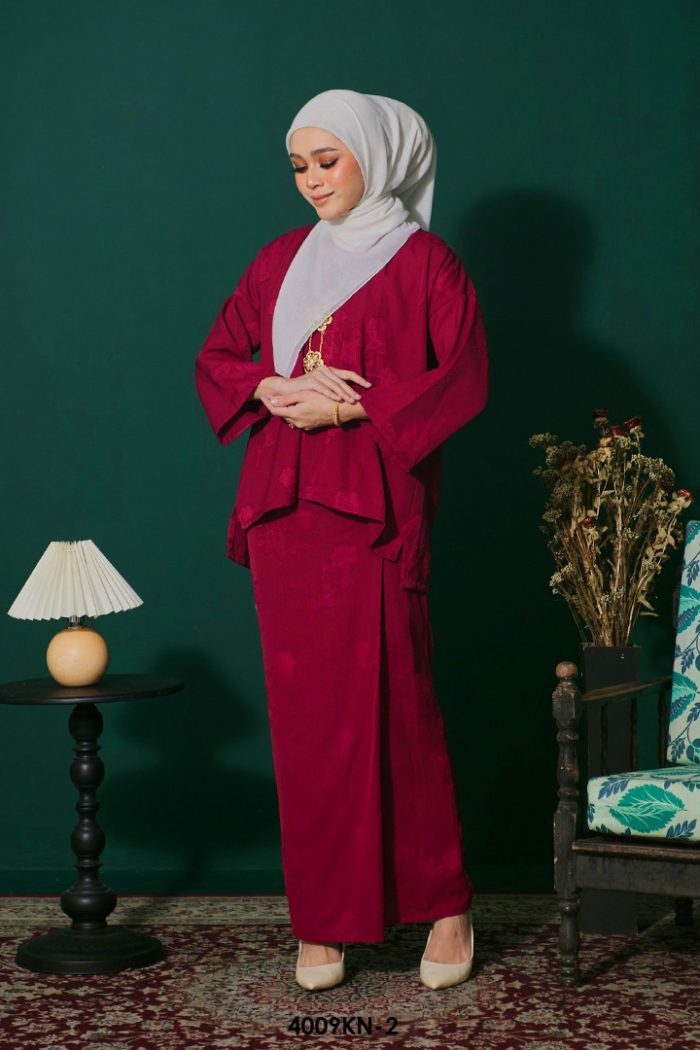 Kebaya Nilam in Scarlet Red (4009KN-2)