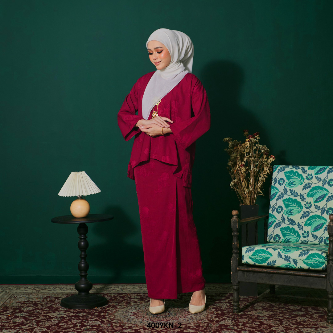 Kebaya Nilam in Scarlet Red (4009KN-2) - Image 2