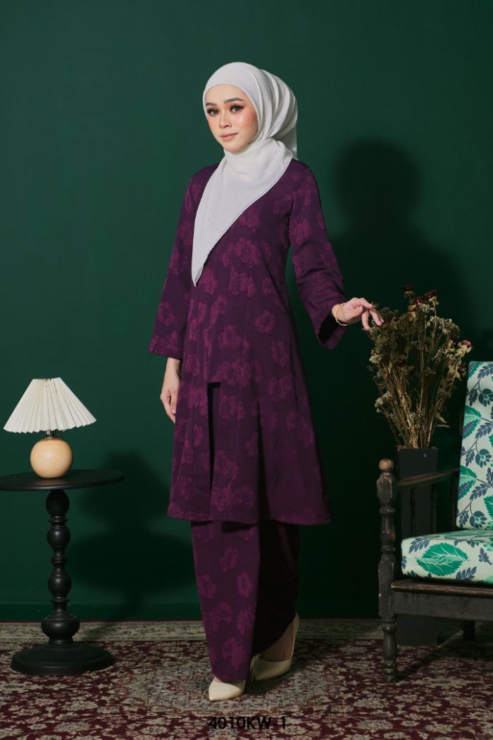 Kebaya Wilda in Burgundy (4010KW-1)