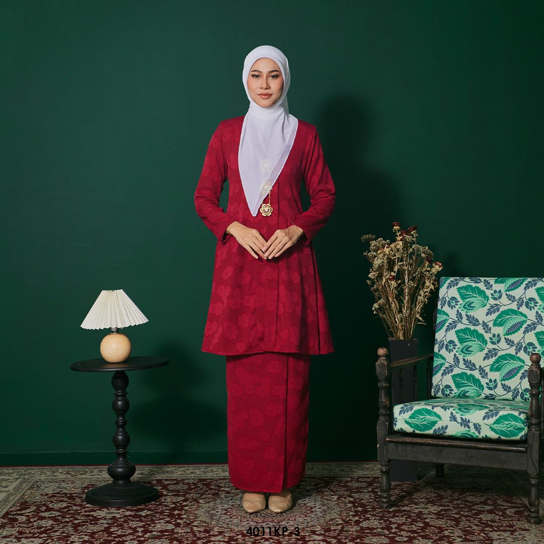 Kebarung Kalthom Petite in Scarlet Red (4011KP-3)