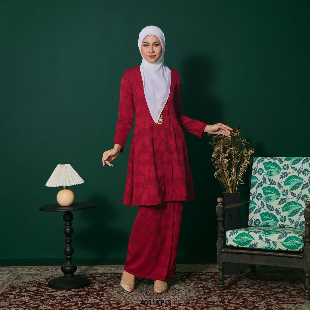 Kebarung Kalthom Petite in Scarlet Red (4011KP-3) - Image 2