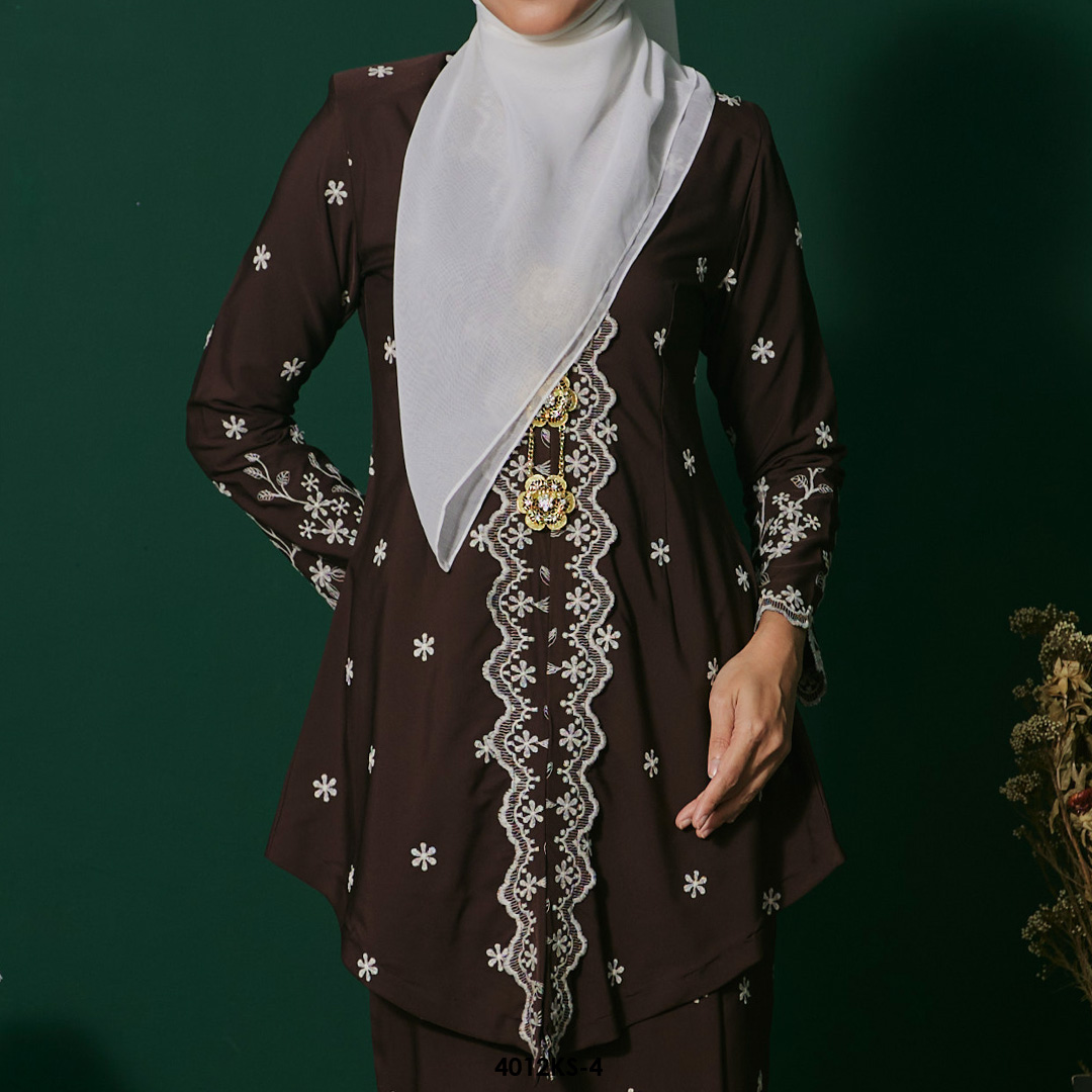 Kebaya Saloma in Chocolate (4012KS-4) - Image 4