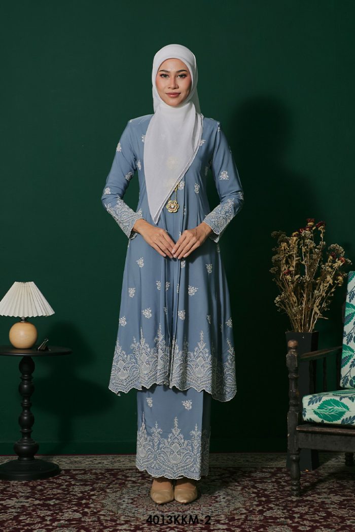 Kebarung Kalthom in Stone Blue (4013KKM-2)