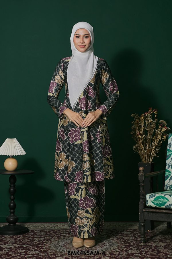 Ameera Kurung Batiq Mia in Black (BMK465AM-4)