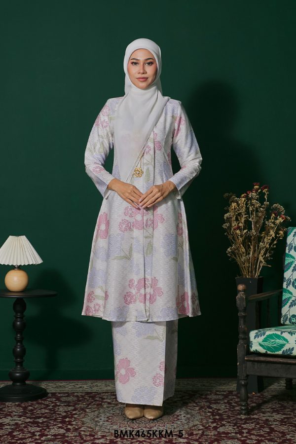 Kebarung Batiq Mia in White (BMK465KKM-5)