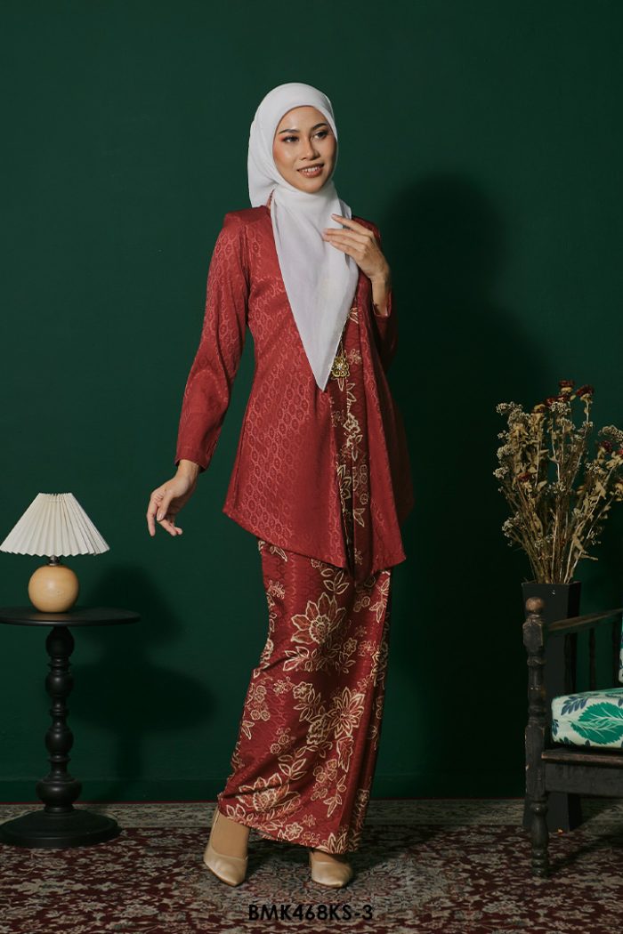 Kebaya Saloma Batiq Mia in Burnt Orange (BMK468KS-3)