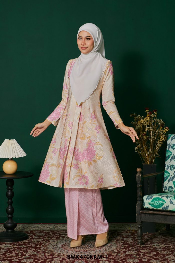 Kebarung Batiq Mia in Baby Pink (BMK470KKM-1)