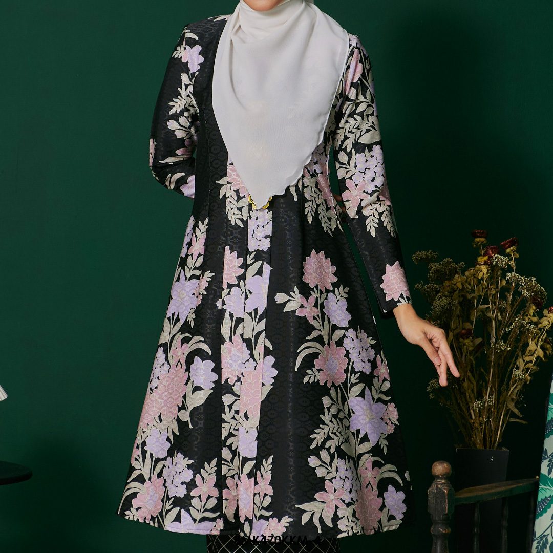 Kebarung Batiq Mia in Black (BMK470KKM-4) - Image 4