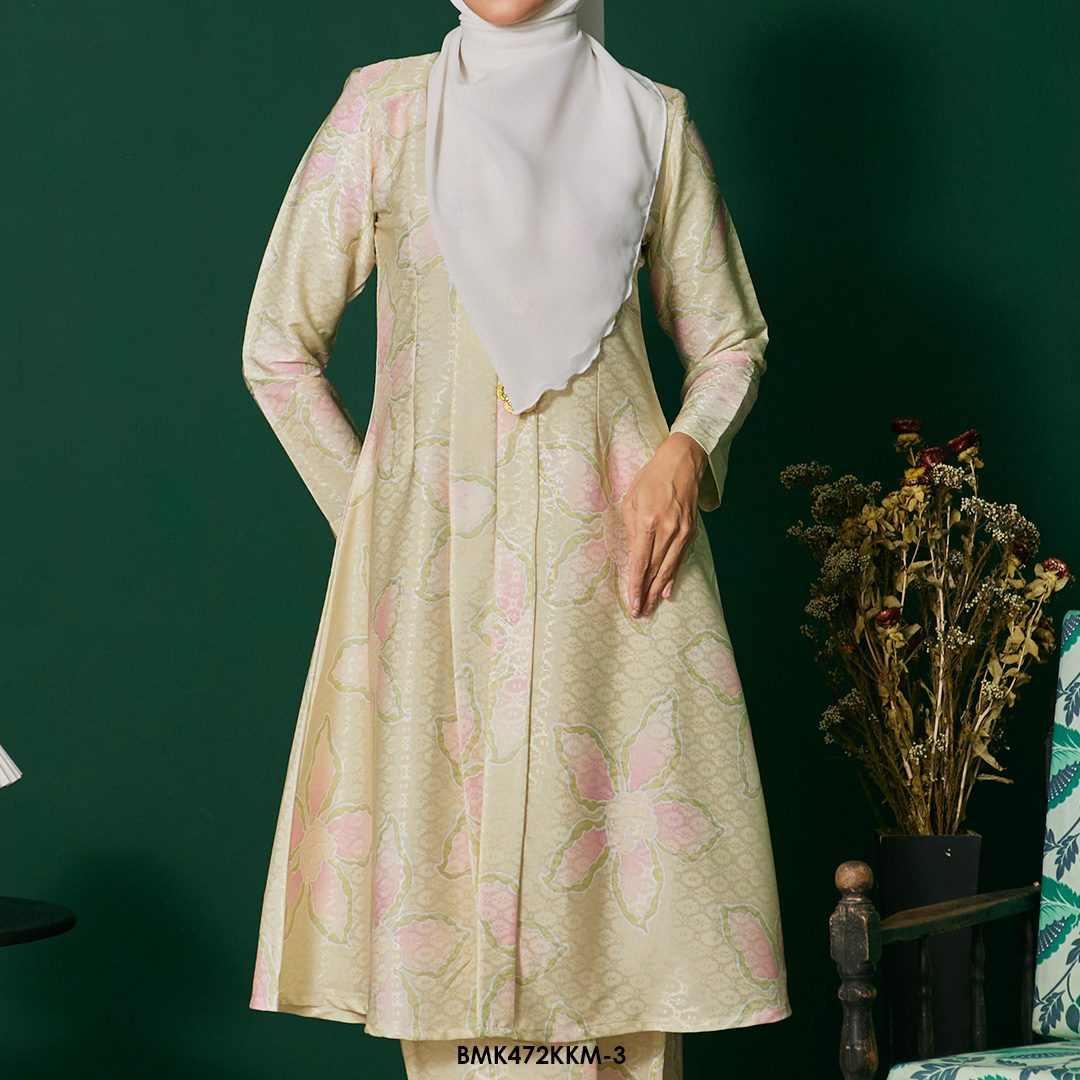 Kebarung Batiq Mia in Bright Green (BMK472KKM-3) - Image 3