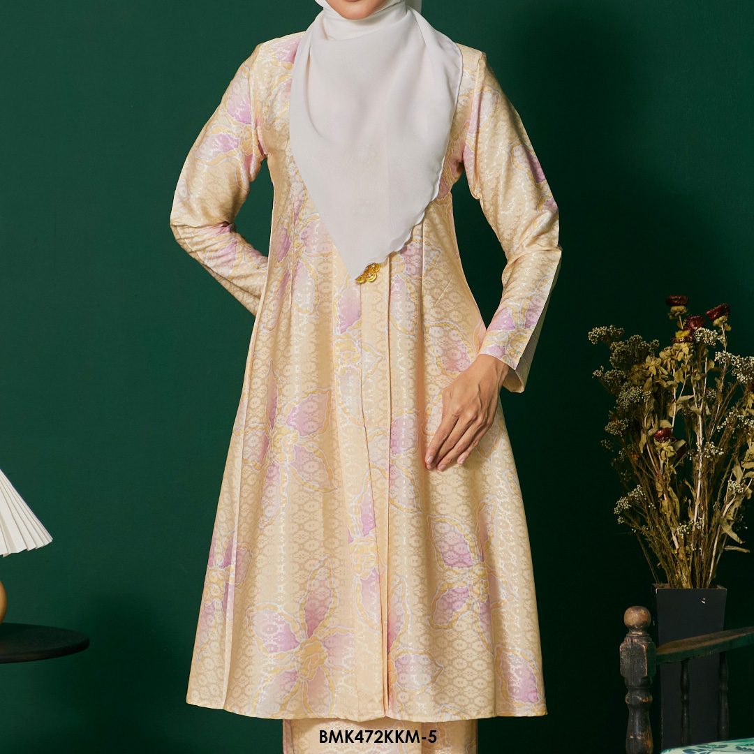Kebarung Batiq Mia in Soft Yellow (BMK472KKM-5) - Image 3