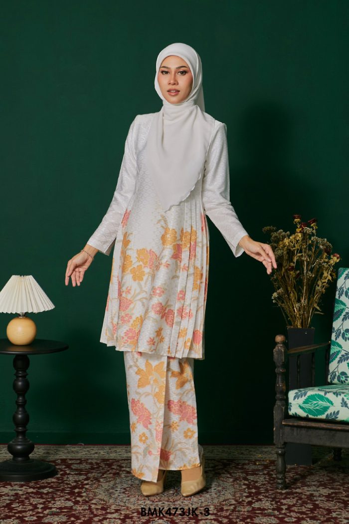 Juliana Kurung Batiq Mia in Pearl White (BMK473JK-3)
