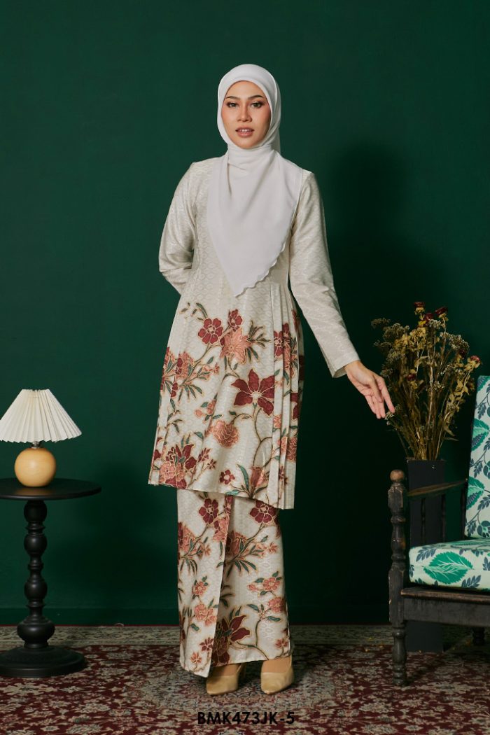 Juliana Kurung Batiq Mia in Cream (BMK473JK-5)