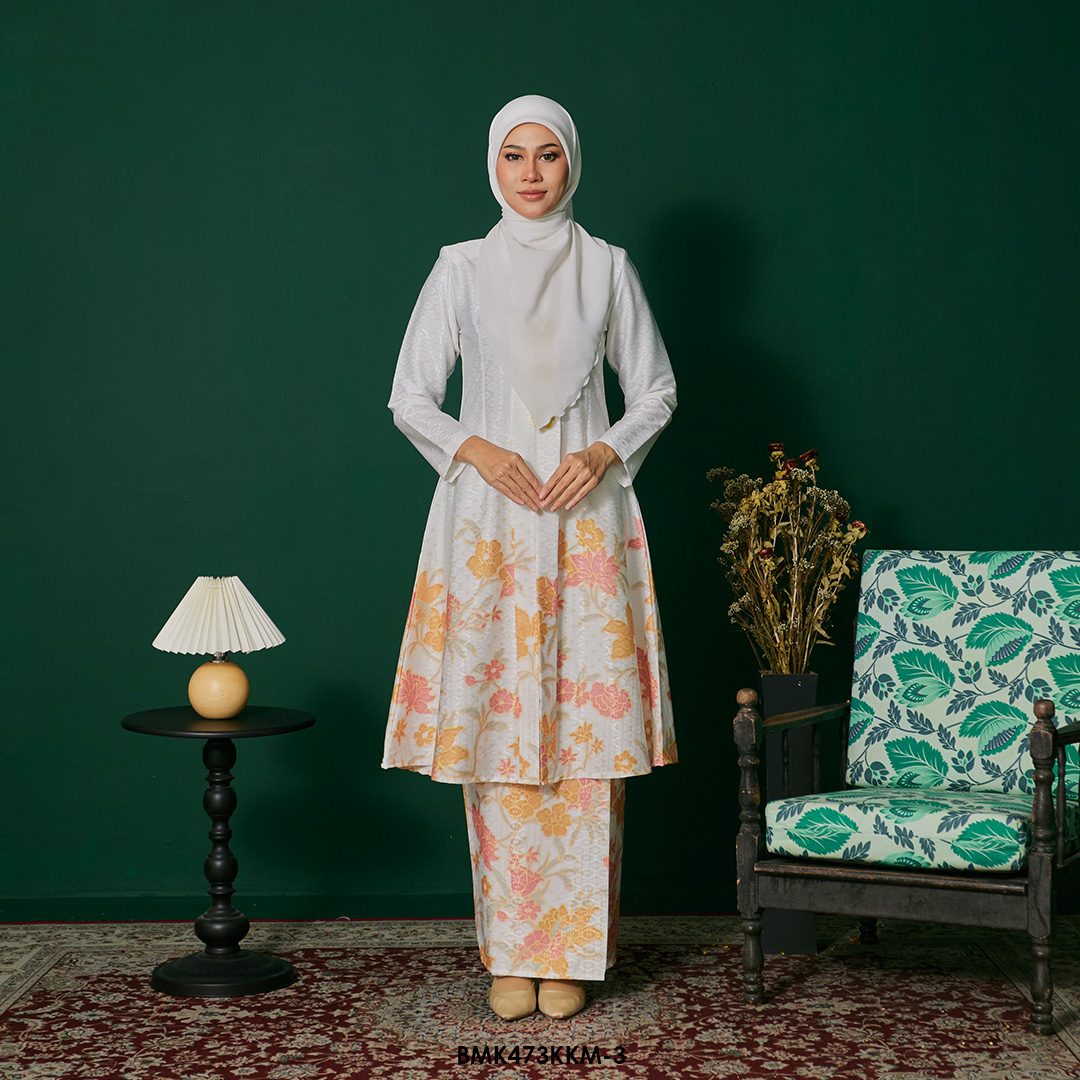 Kebarung Batiq Mia in Pearl White (BMK473KKM-3)