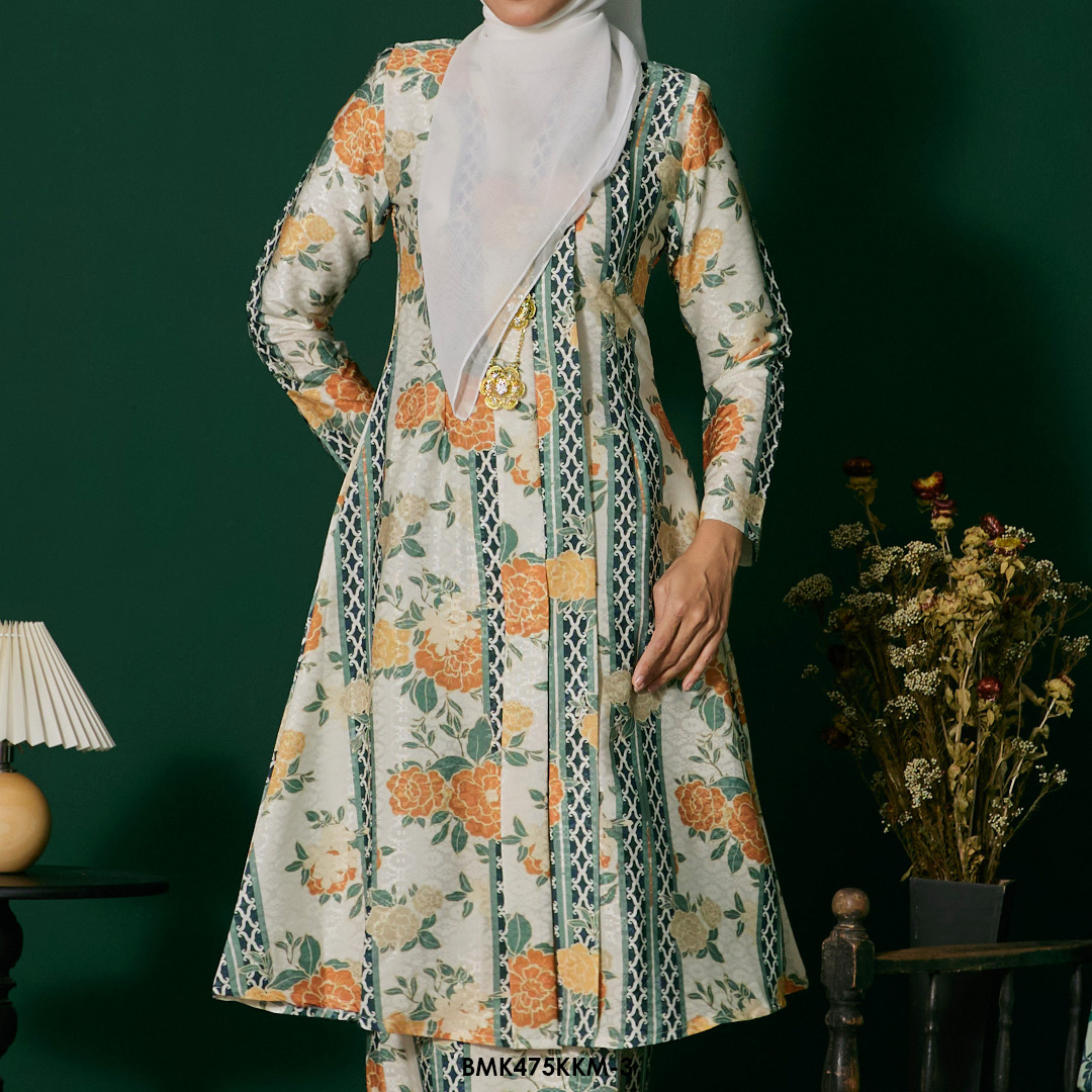 Kebarung Batiq Mia in Cream (BMK475KKM-3) - Image 3