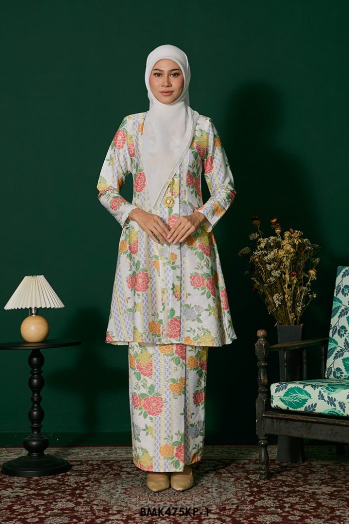 Kebarung Kalthom Petite in White (BMK475KP-1)