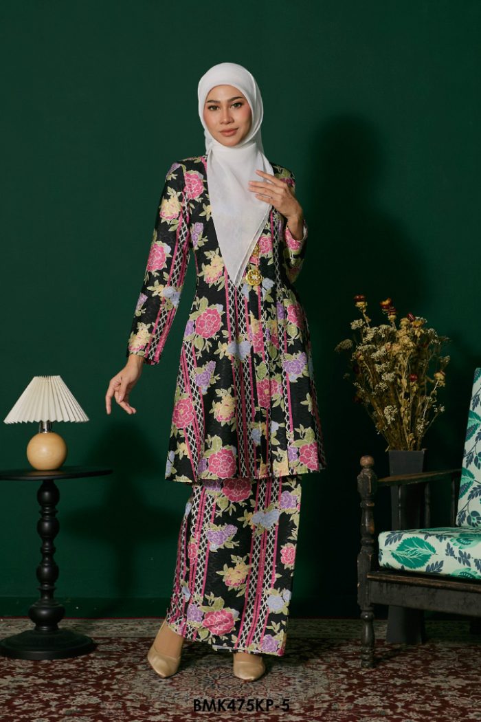 Kebarung Kalthom Petite in Black (BMK475KP-5)