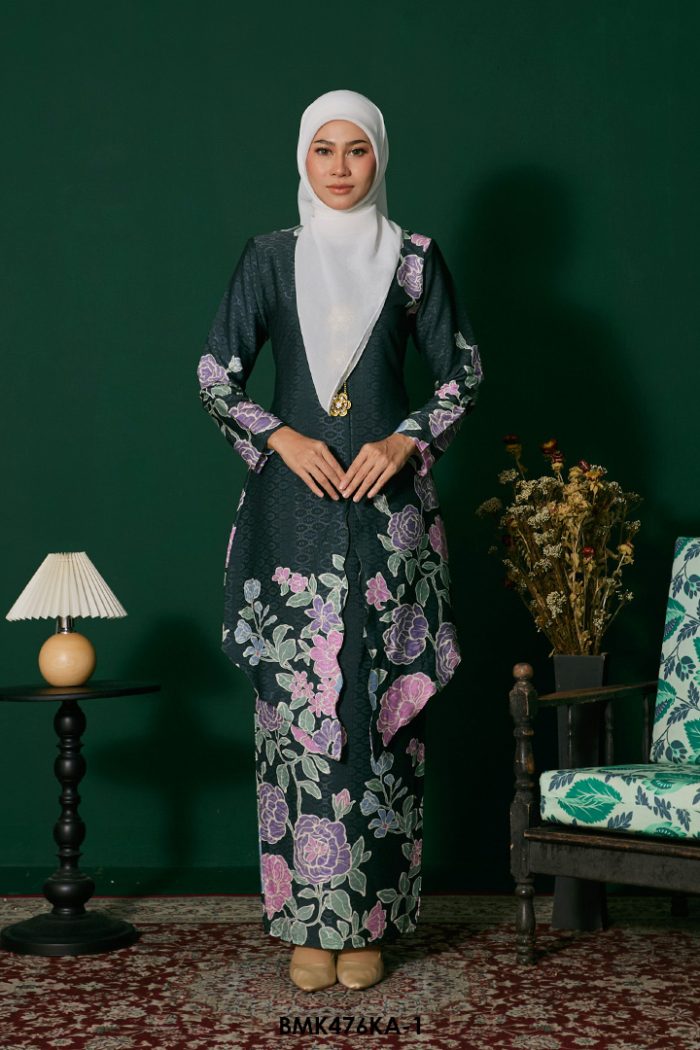 Kebaya Anggun Batiq Mia 2.0 in Dark Sacramento (BMK476KA-1)