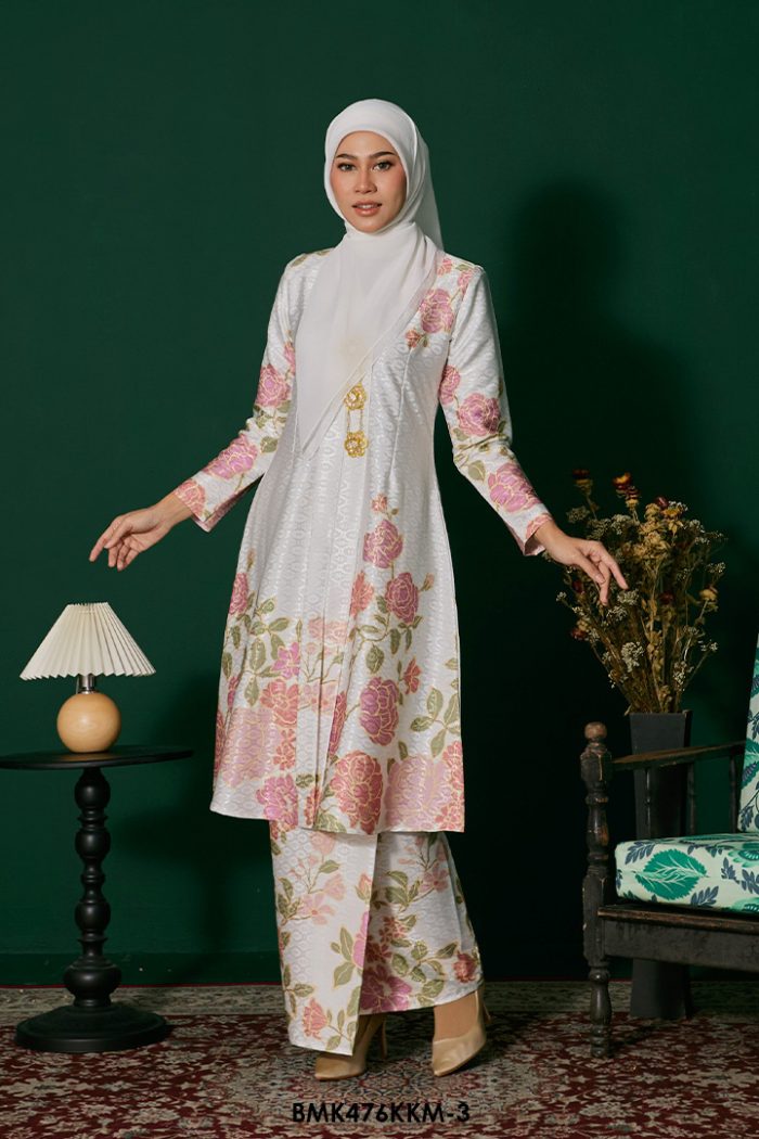 Kebarung Batiq Mia in White (BMK476KKM-3)