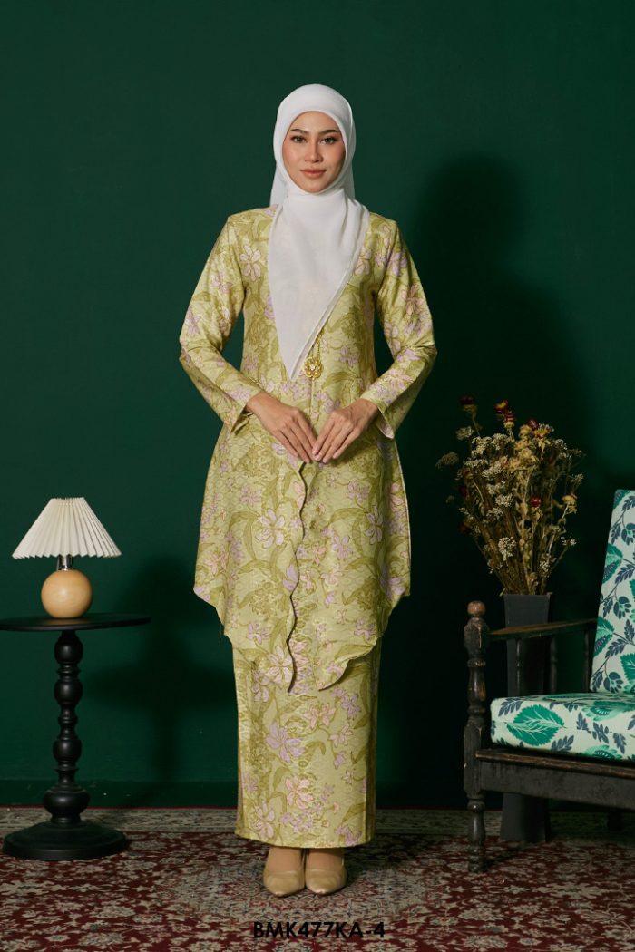 Kebaya Anggun Batiq Mia 2.0 in Lime (BMK477KA-4)