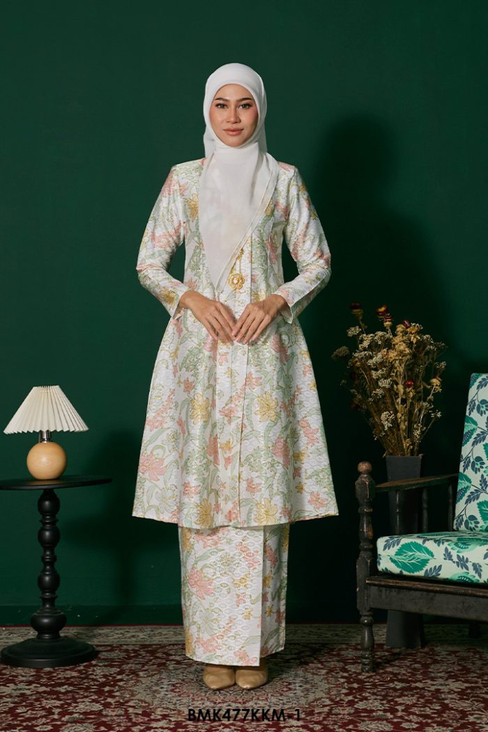 Kebarung Batiq Mia in White (BMK477KKM-1)