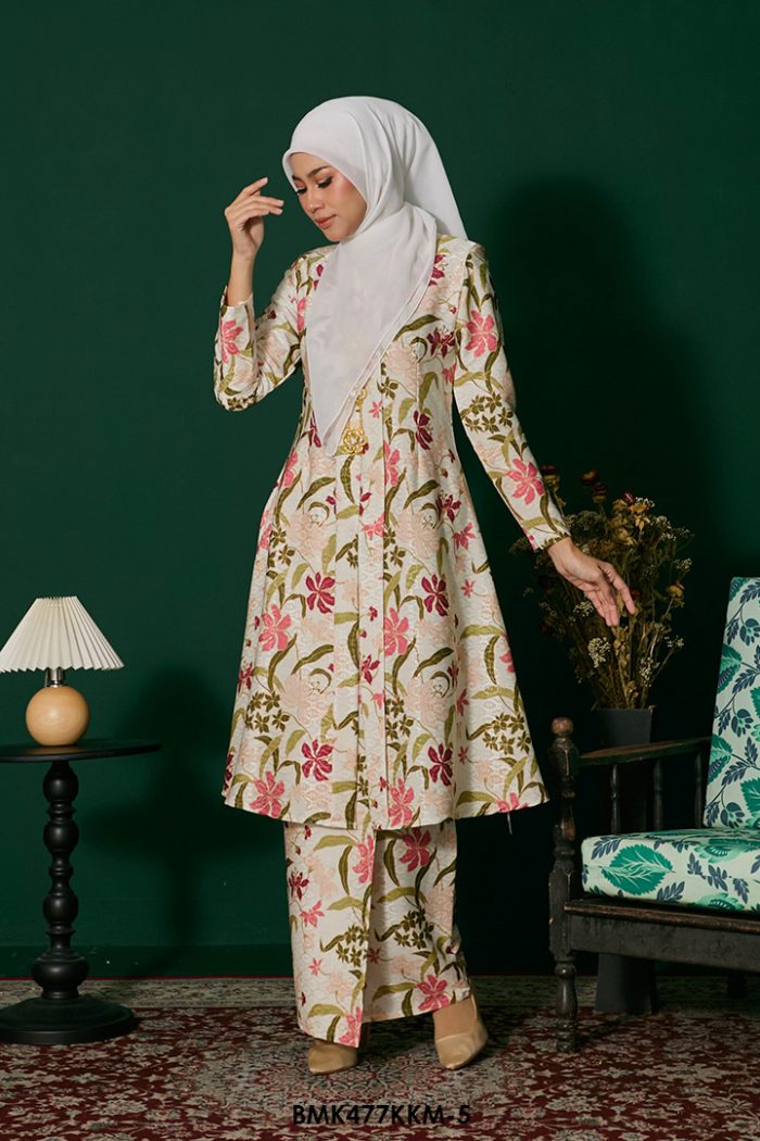 Kebarung Batiq Mia in Cream (BMK477KKM-5)