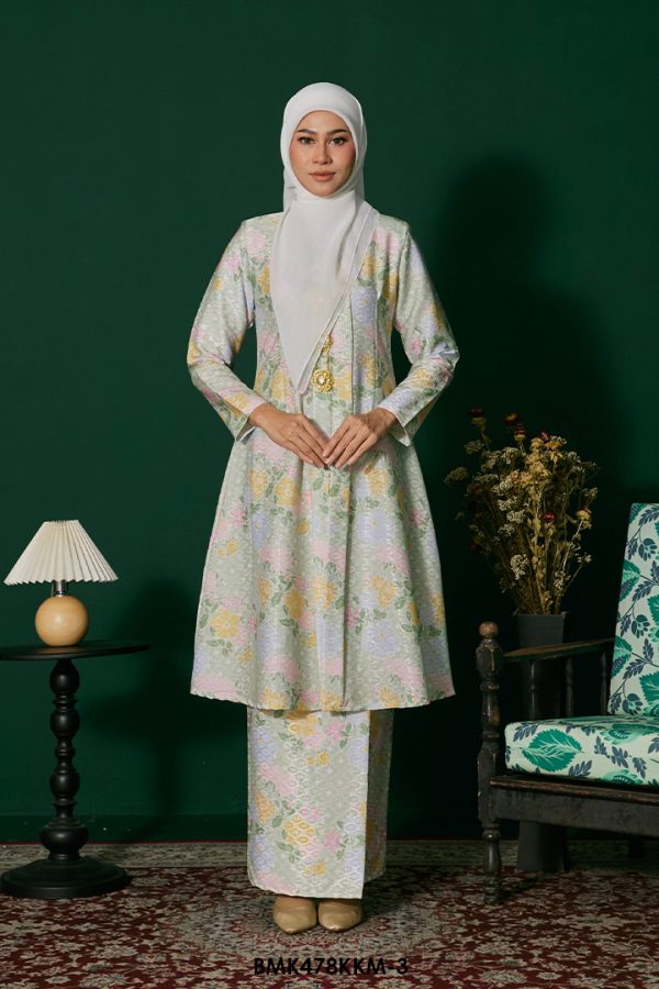 Kebarung Batiq Mia in Pastel Green (BMK478KKM-3)