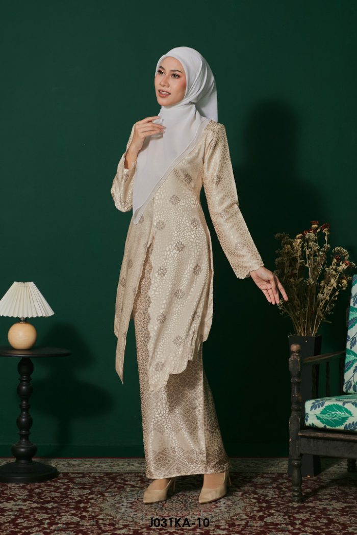 Kebaya Anggun 2.0 in Champagne (J031KA-10)