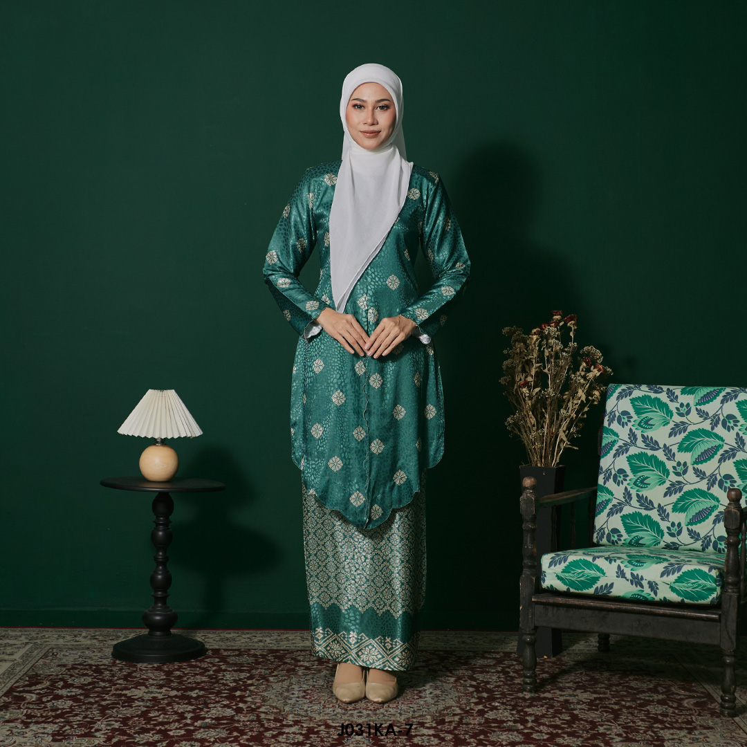 Kebaya Anggun 2.0 in Emerald (J031KA-7)