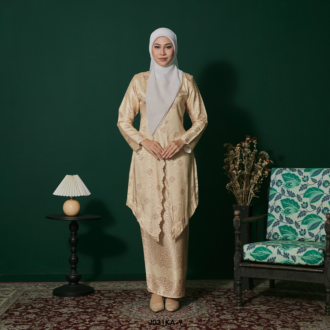 Kebaya Anggun 2.0 in Corn Yellow (J031KA-9)