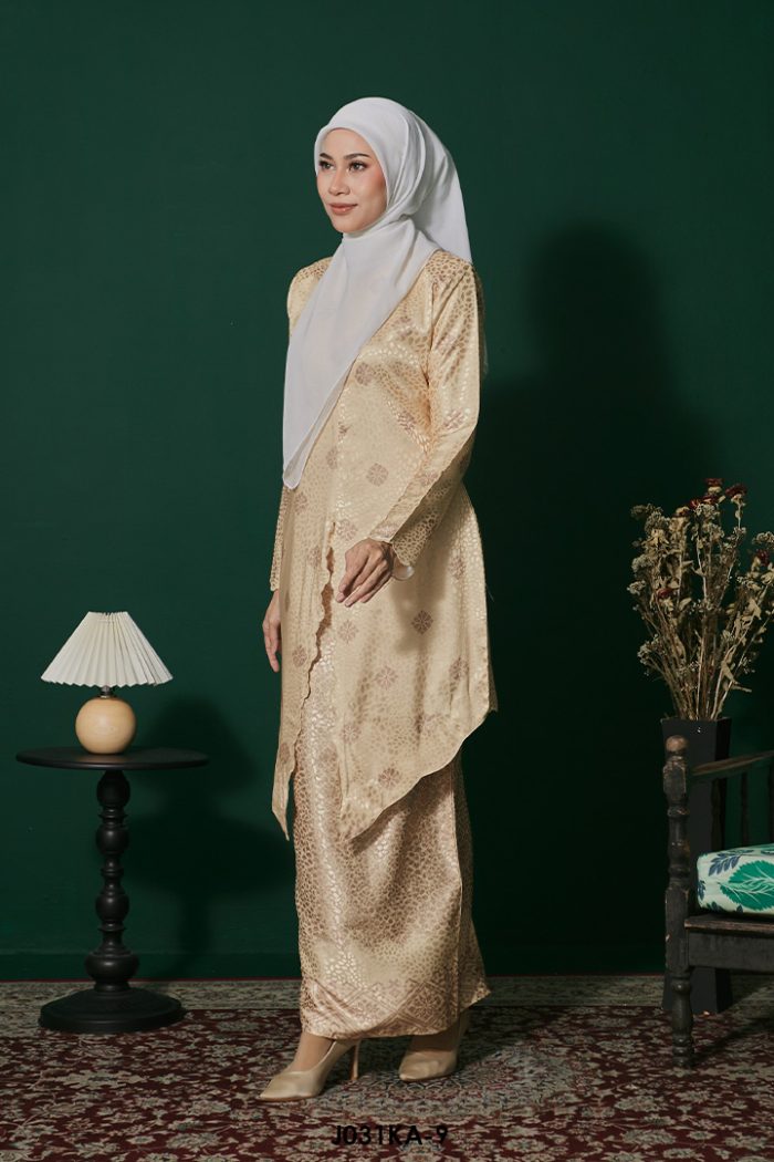 Kebaya Anggun 2.0 in Corn Yellow (J031KA-9)